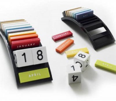 Lịch để bàn bằng gỗ Lịch để bàn bằng gỗ