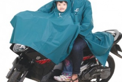 Double-head raincoast